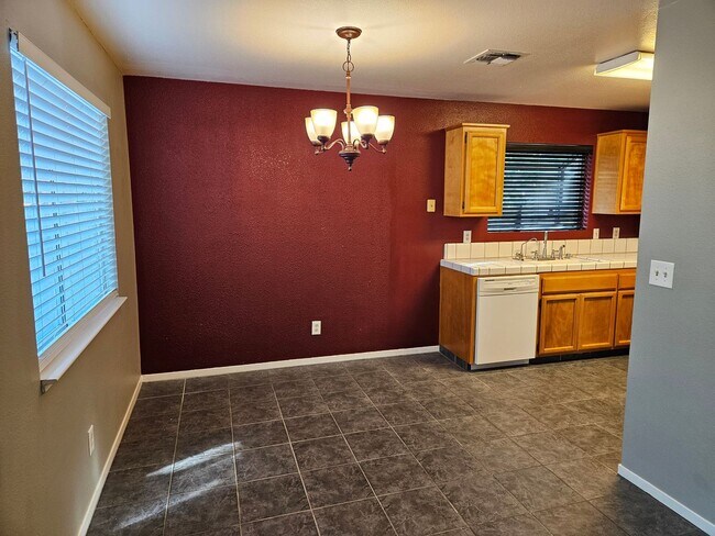 Building Photo - 221 Rector Ln