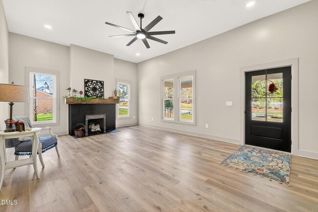 Building Photo - Earn Wealth While Leasing - Like a Homeowner - Lease to Own
