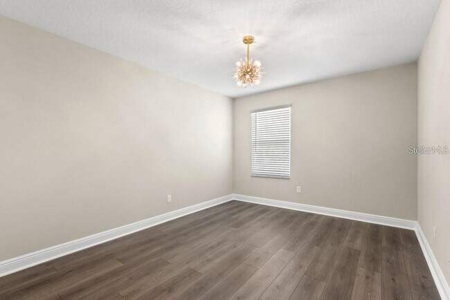 Building Photo - 16010 Sonoma Grv Cir