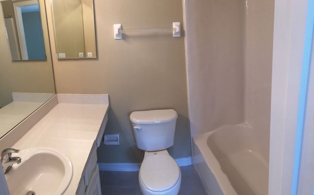 Bath 2 - 8412 Thornbush Court