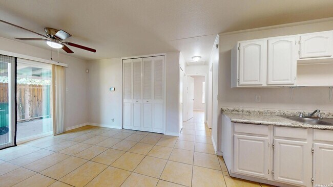 Building Photo - 8826 Cape Valley Dr