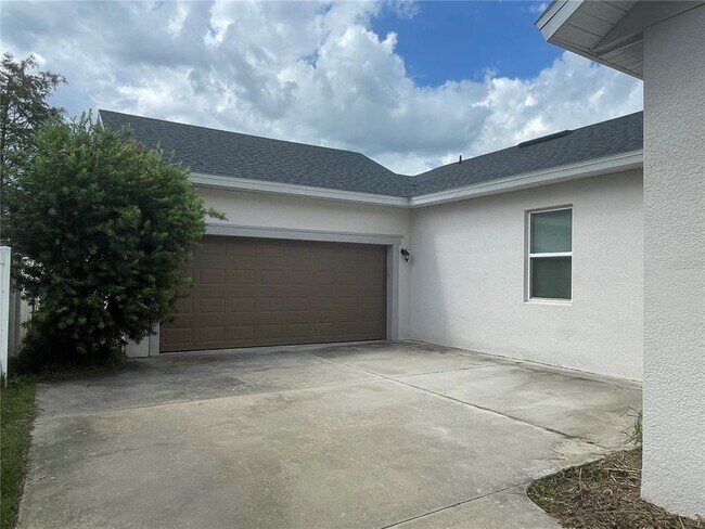 Building Photo - 32745 Coldwater Creek Loop