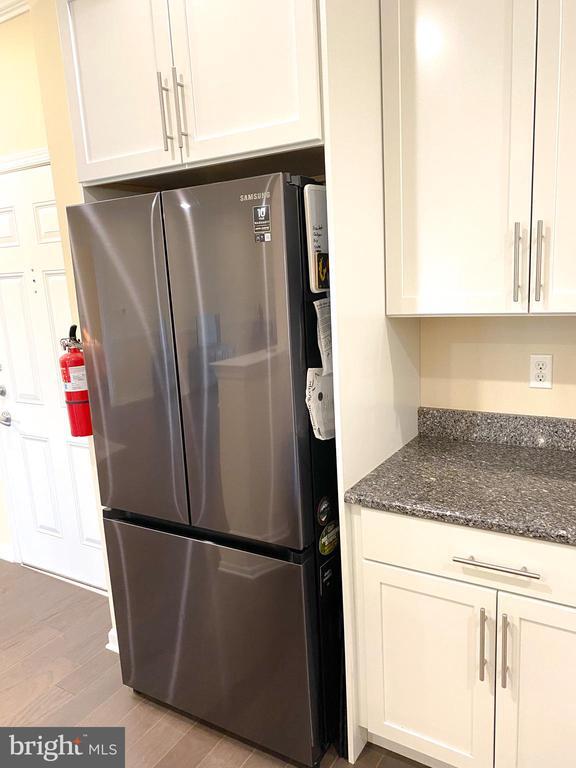 Building Photo - 5333 Palomino Ct