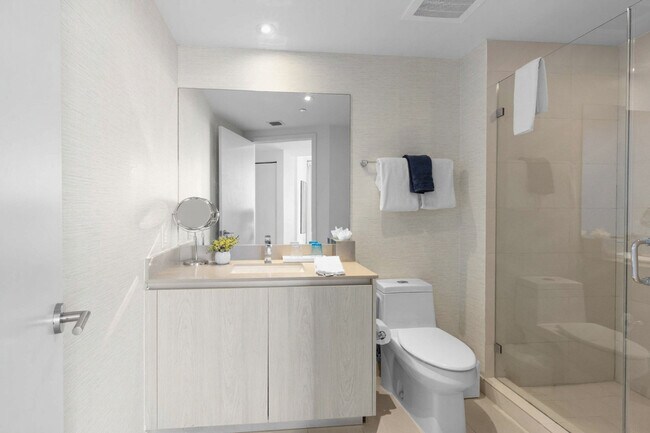 Building Photo - 4111 S Ocean Dr