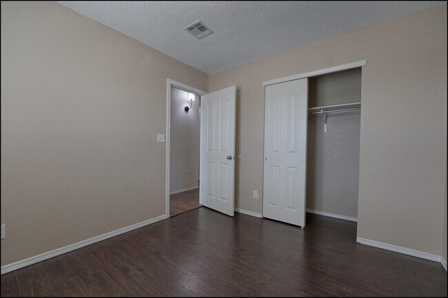 Building Photo - 2625 Chris Evert Pl