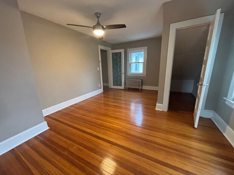 Building Photo - 683 Worthington Ridge