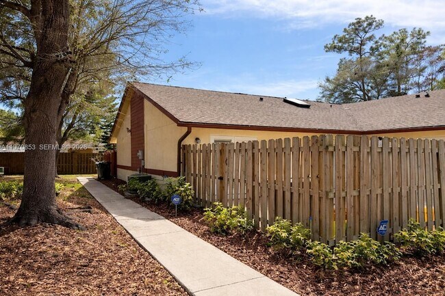 Building Photo - 1186 Periwinkle Pl