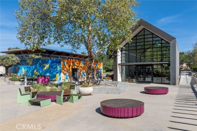 Building Photo - 101 Stage