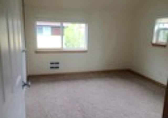 Building Photo - Courtyards Condominium unit in Town