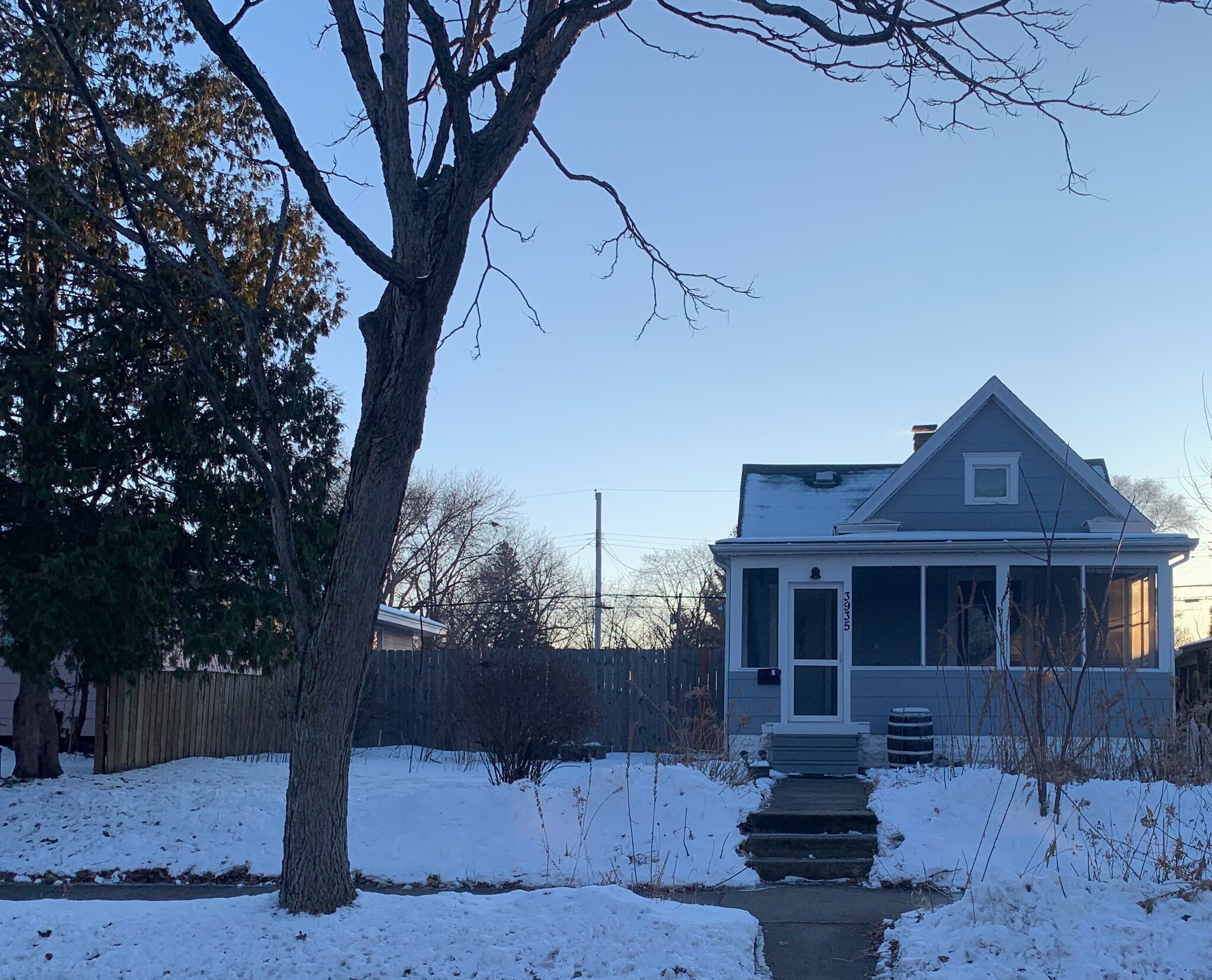 Front yard winter 2025-2026 - 3935 Hubbard Ave N