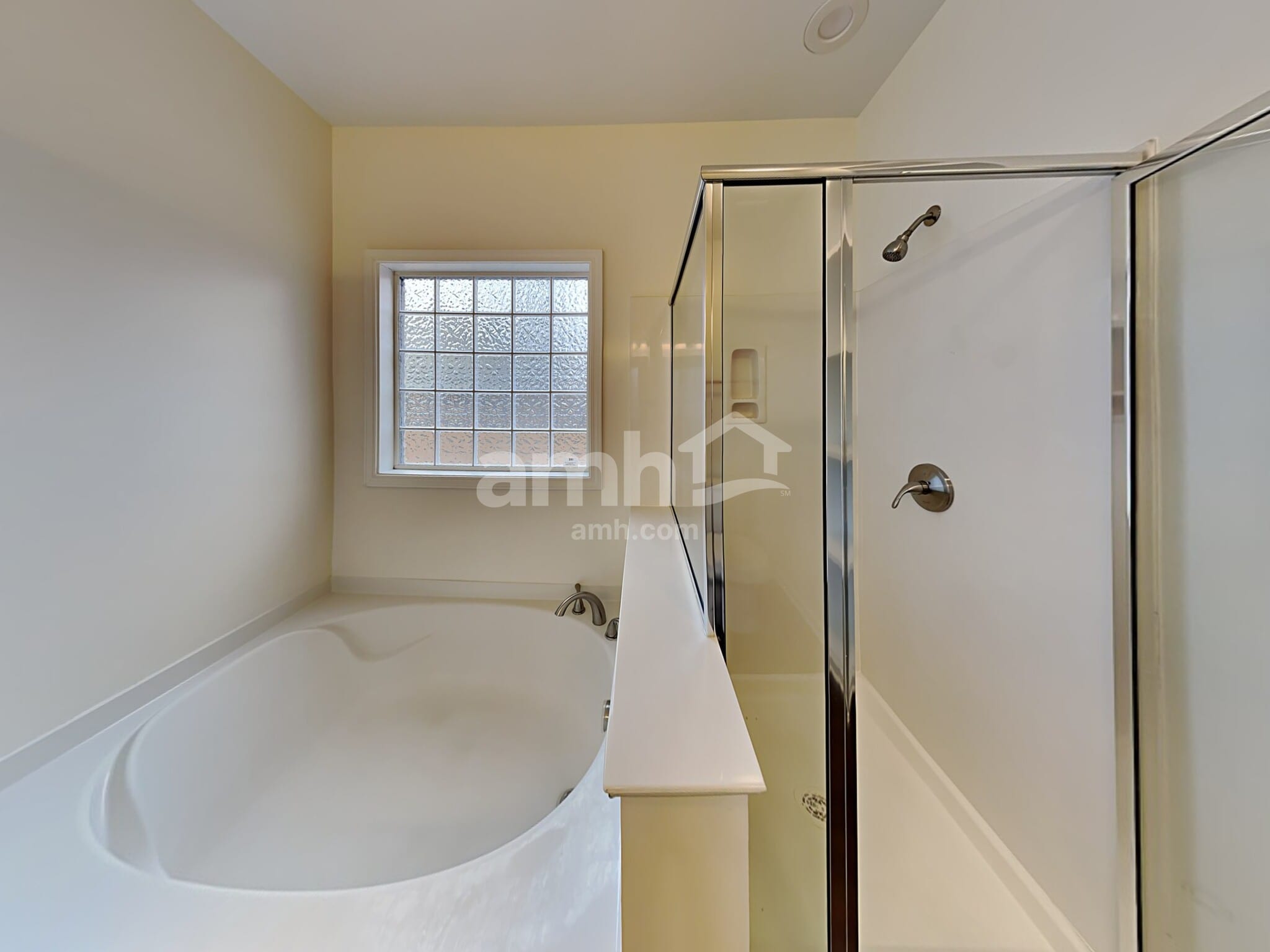 Building Photo - 821 Maurepas Dr
