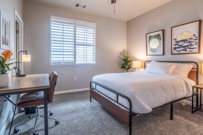 Bedroom on the second floor w/double bed - 373 N Amedeo Ln