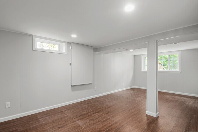 Building Photo - 57 Wampus Way