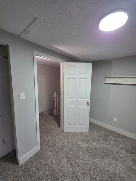 Building Photo - 1008 Kenilworth Ave