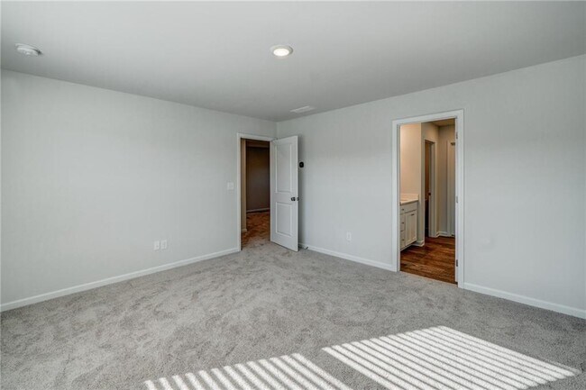 Building Photo - 48 Softwood Ct