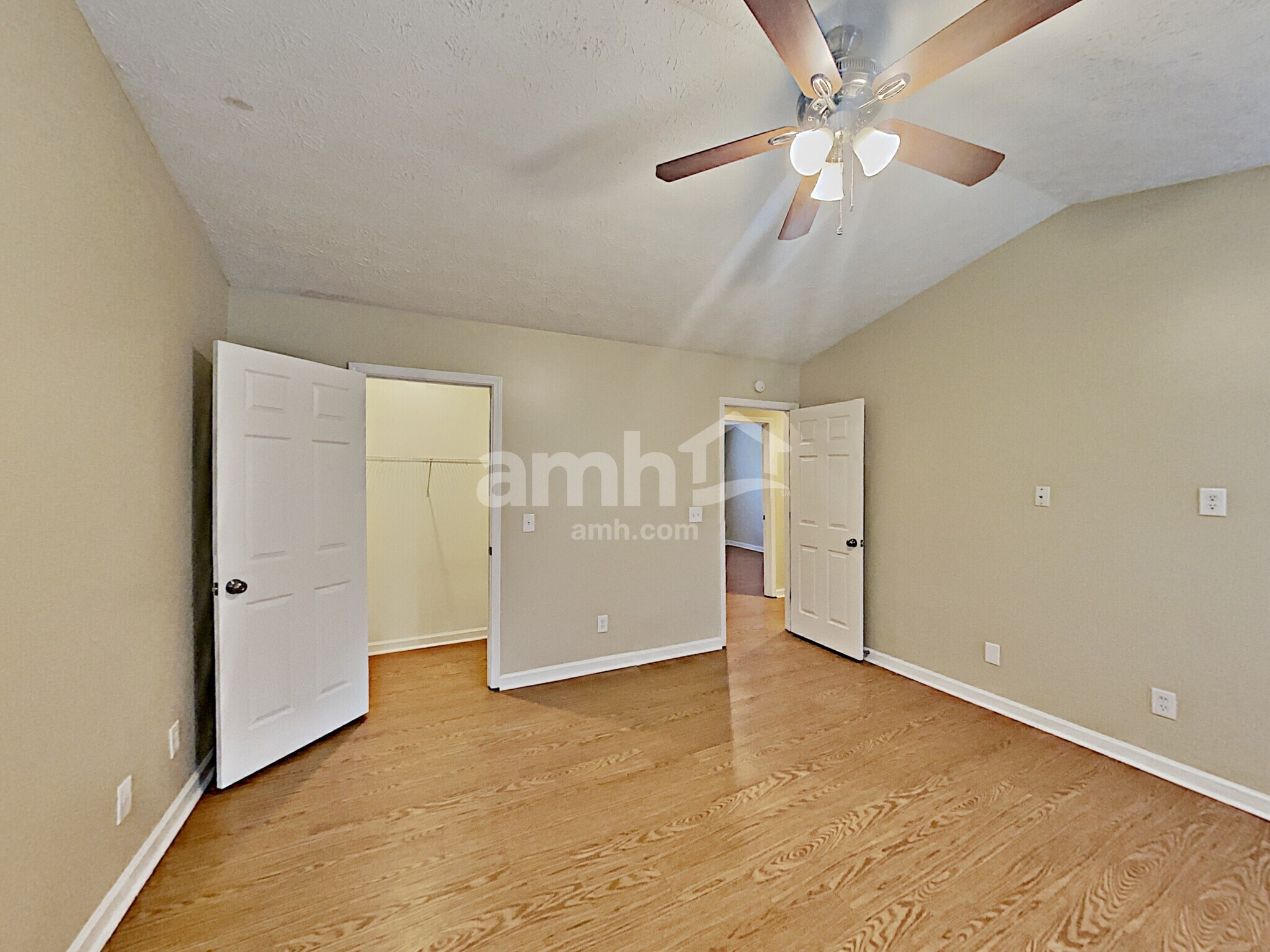 Building Photo - 4046 River Rock Way