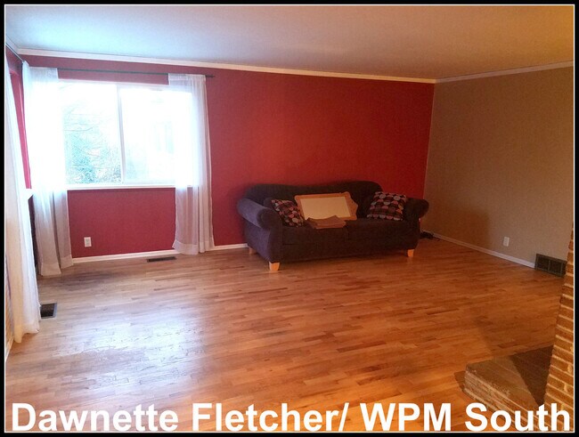 Building Photo - 14642 7th Ave SW