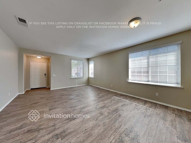 Building Photo - 27623 Mangrove St