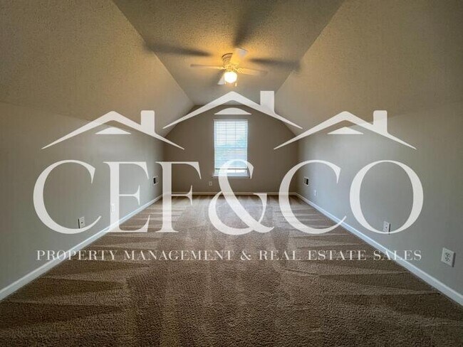 Building Photo - Spacious 3-Bedroom, 2-Bathroom Home in Rock Springs Community