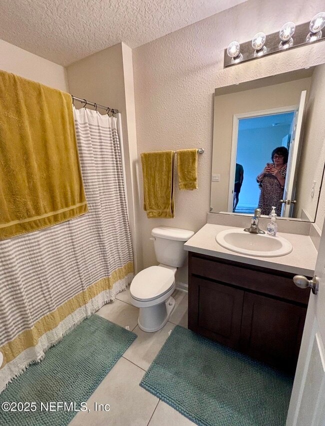 Building Photo - 75550 Harvester St