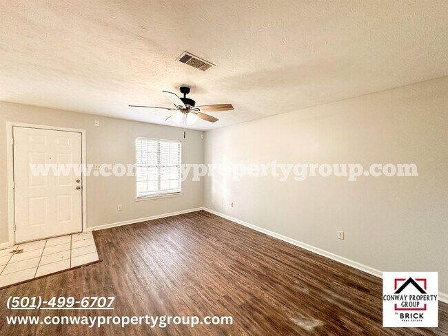 Building Photo - 1440 Pyramid Dr