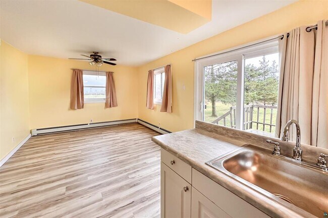 Building Photo - 30990 Tody Rd