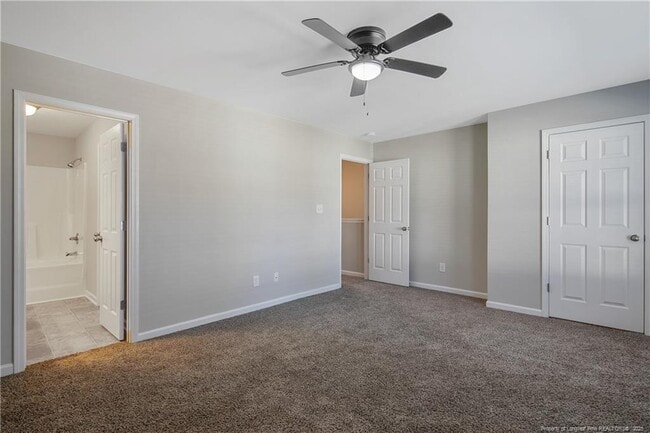 Building Photo - 2615 Middle Br Bnd