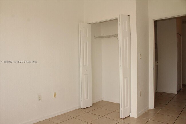 Building Photo - 10937 SW 181st Terrace