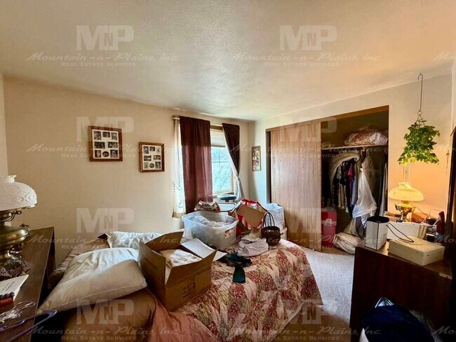 Building Photo - 1718 Enfield St