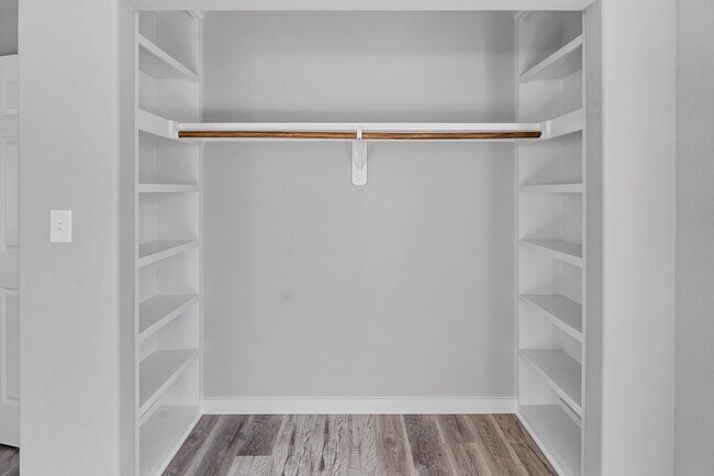 Building Photo - 871 TX-150