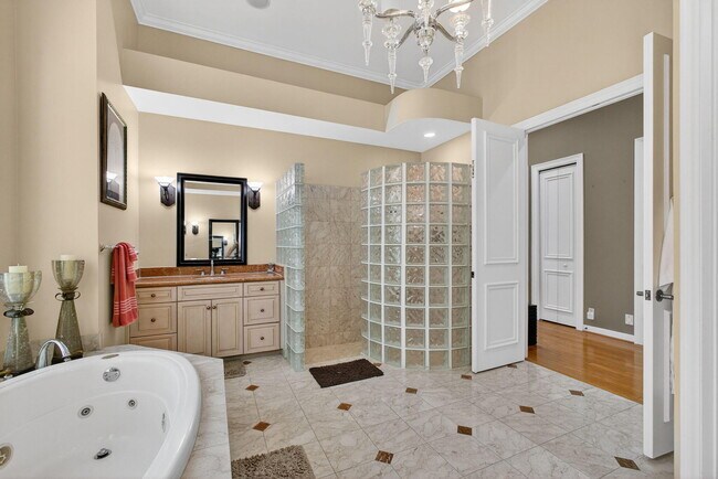 Building Photo - 8381 Egret Lakes Ln