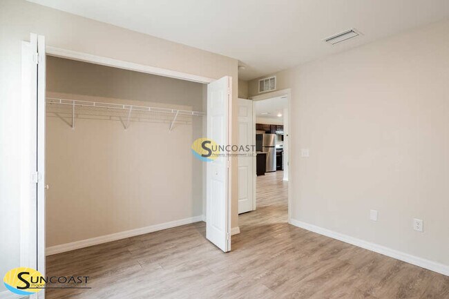 Building Photo - 37 Walnut Run