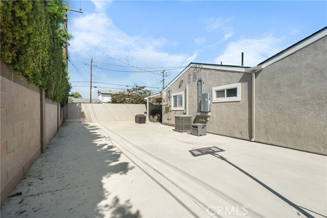 Building Photo - 5502 Kanel Cir