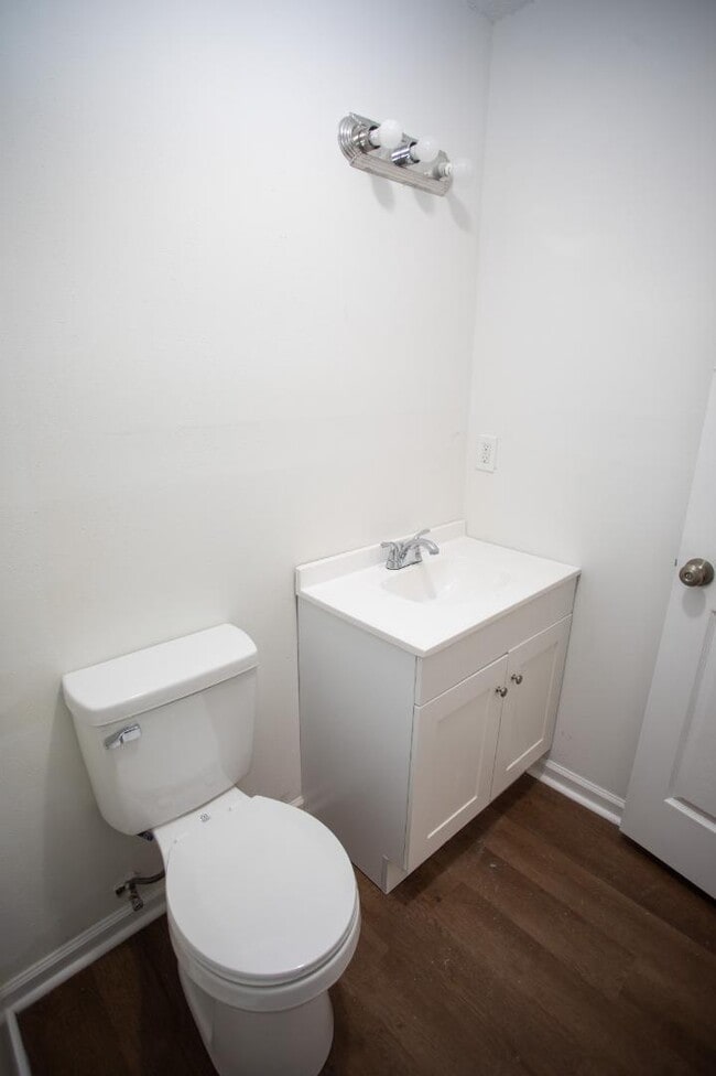 Building Photo - 109 Limoges St