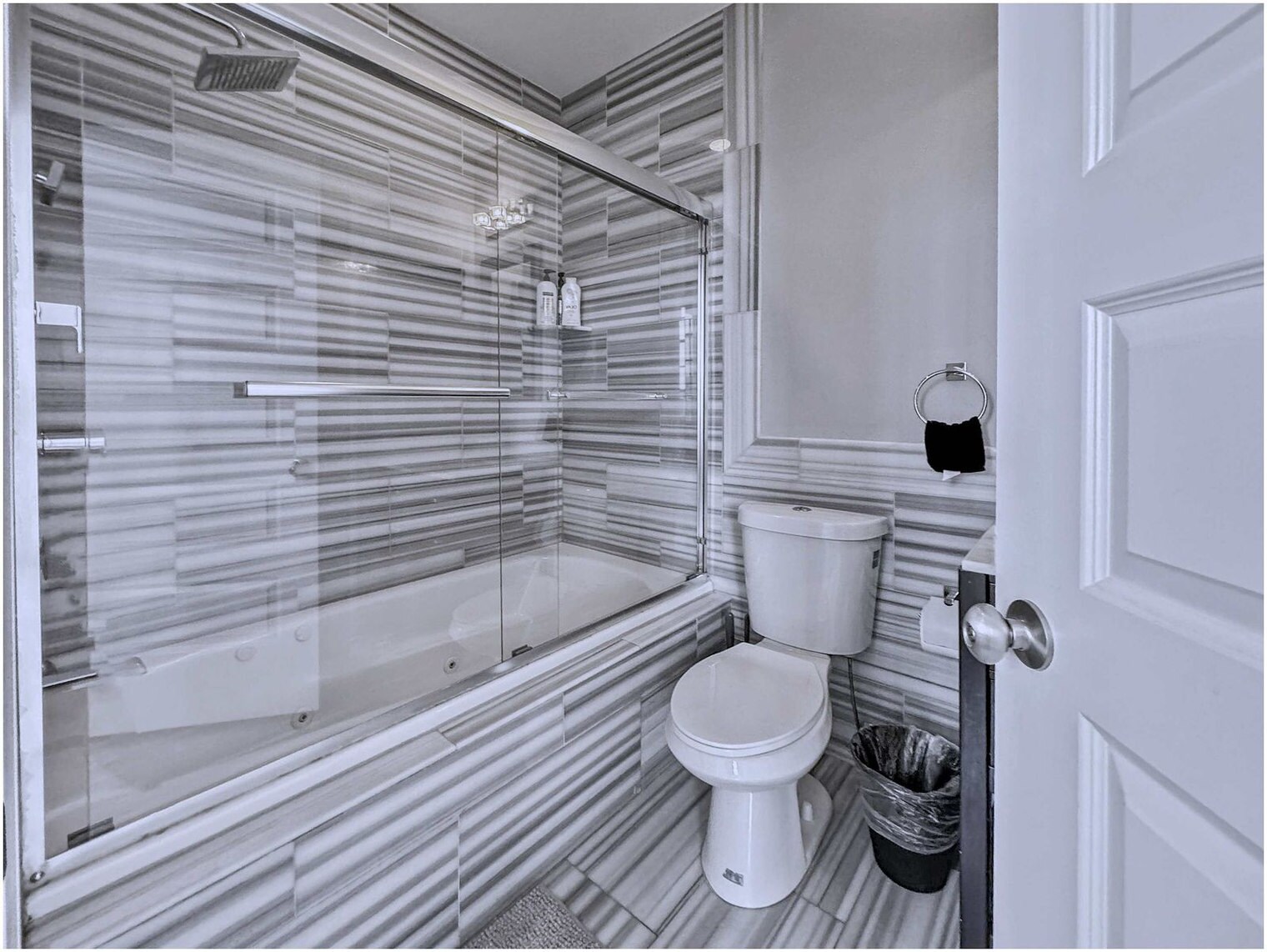 Building Photo - 1421 N 5th St