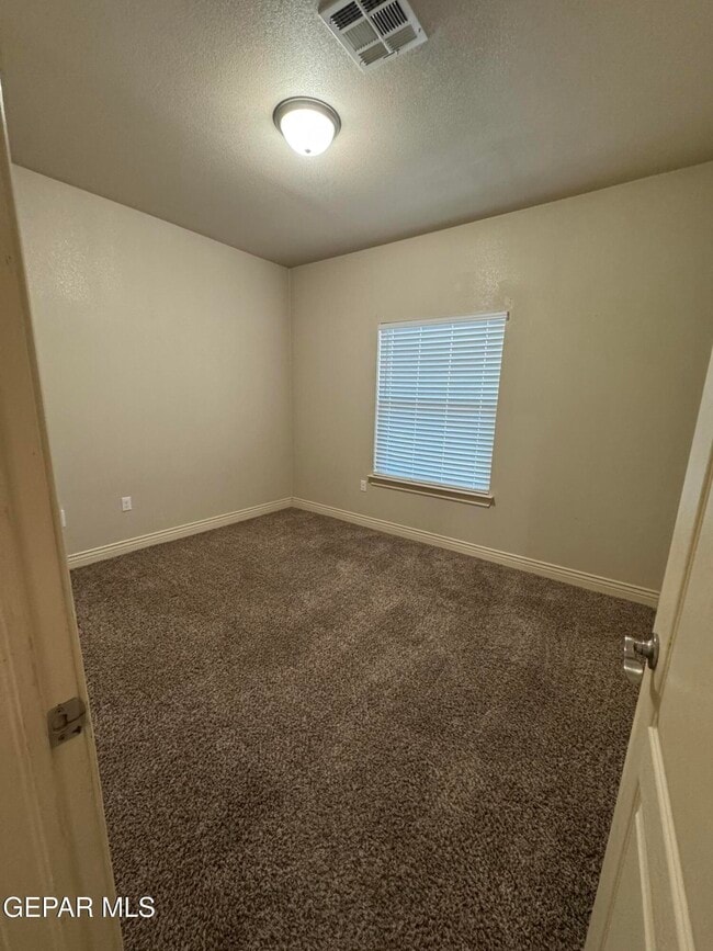 Building Photo - 12872 Hueco Mine Dr