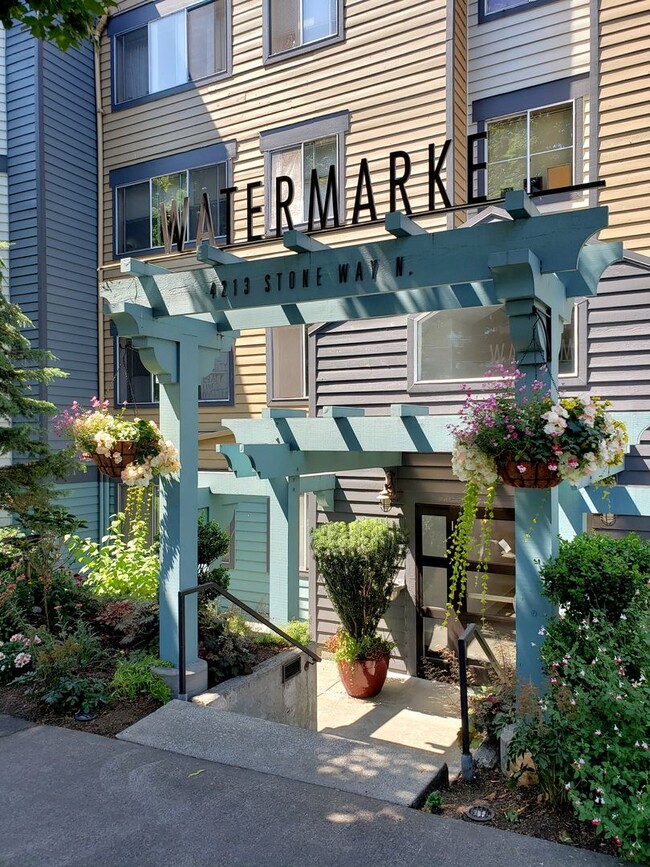 Interior Photo - Watermarke Apts.