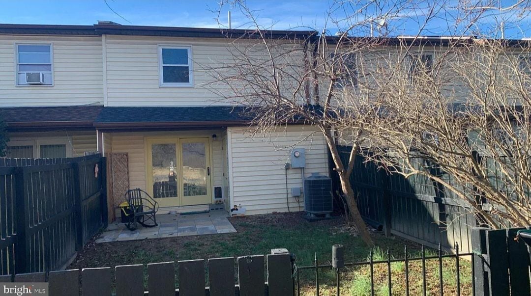 Building Photo - 1126 Wadewood Ct