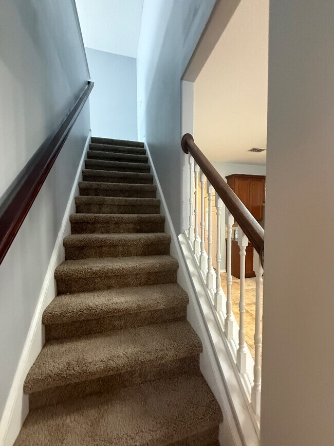 Building Photo - 3004 Downan Point Dr