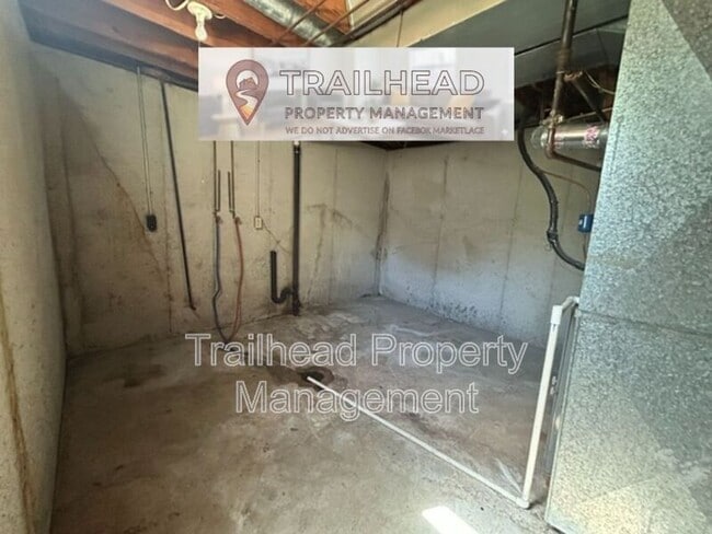 Building Photo - 7808 E 130th Ct