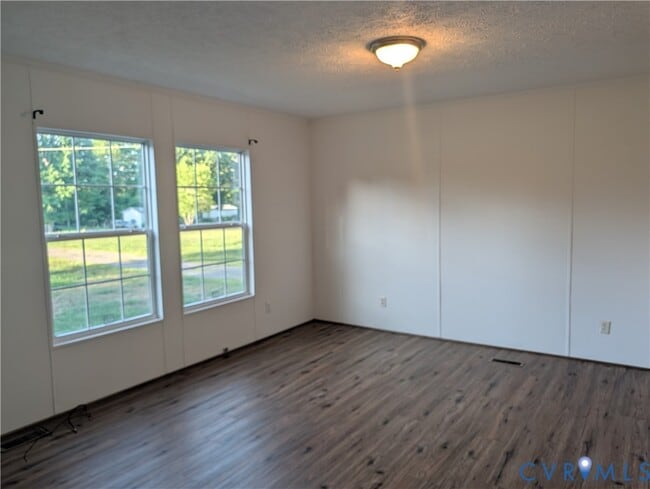 Building Photo - 13461 Gorburn Dr