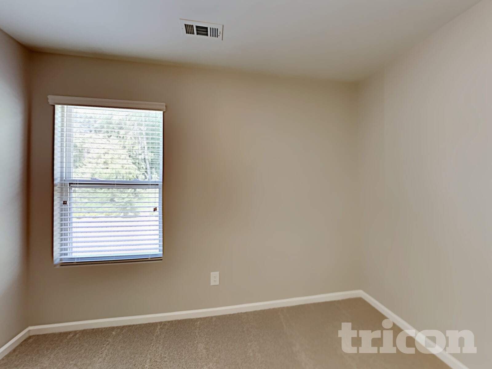 Building Photo - 2030 Aragon Lane