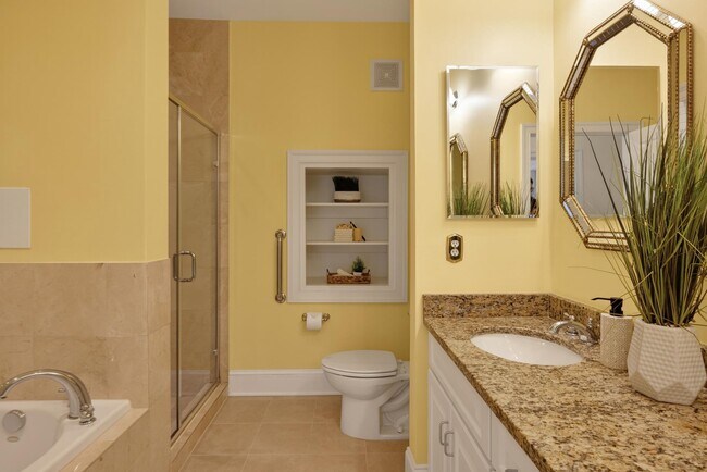 Building Photo - 635 First St
