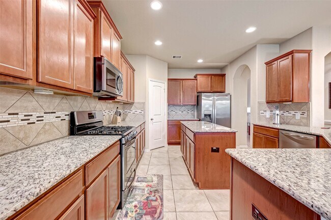 Building Photo - 5614 Glenfield Spring Ln