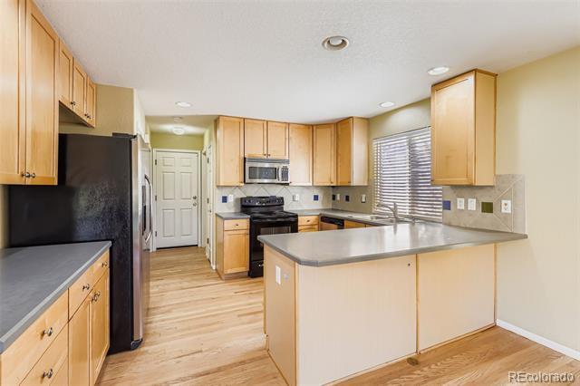 Building Photo - 16053 E 105th Ct