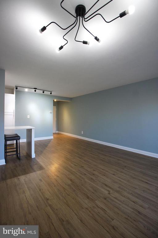 Building Photo - 1931 N Cleveland St