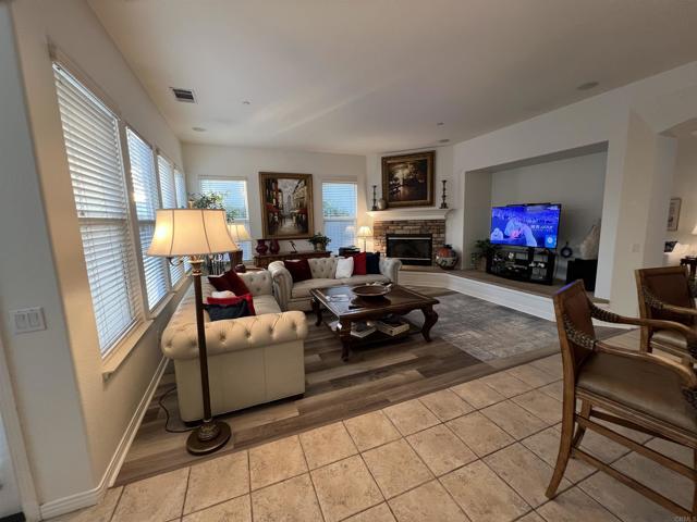 Building Photo - 10623 Paseo Allegria Ave