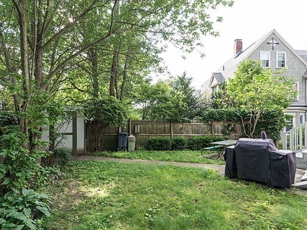 Building Photo - 23 Olmstead St