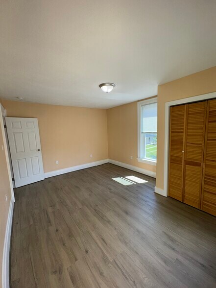 Building Photo - 513 Spruce St