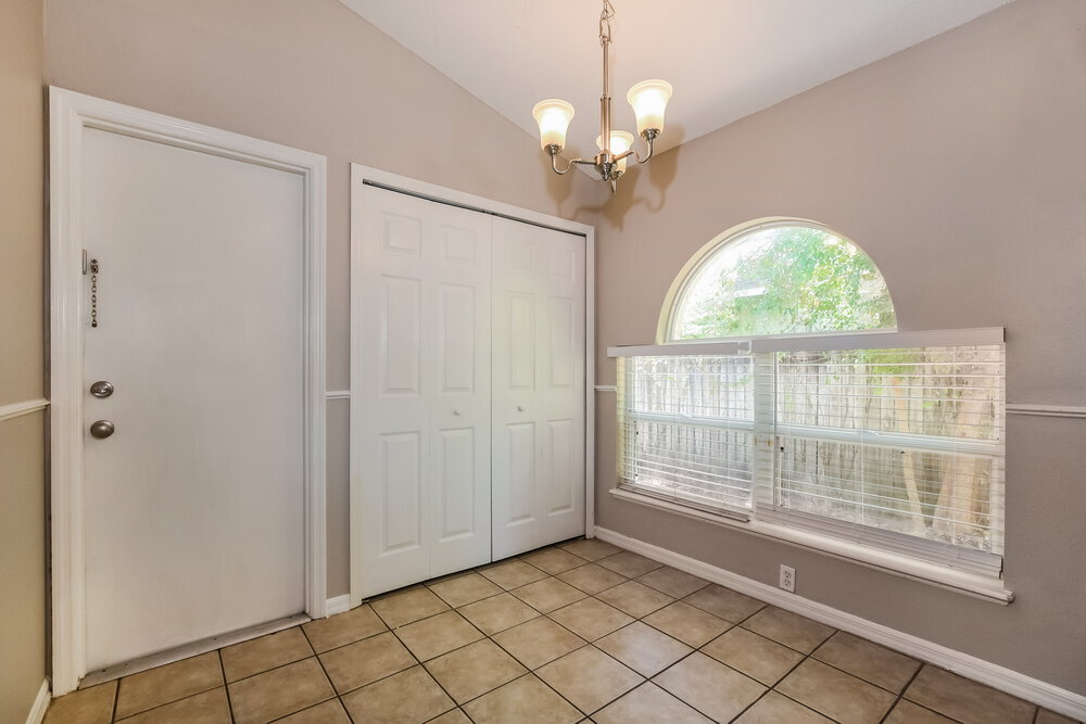Building Photo - 4202 Mendenwood Ln